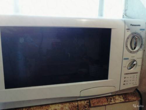 Продается Микроволновая печь Panasonic