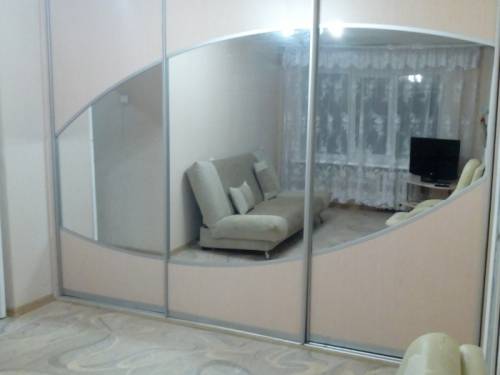 Продам встроенный шкаф-купе, состояние хорошее