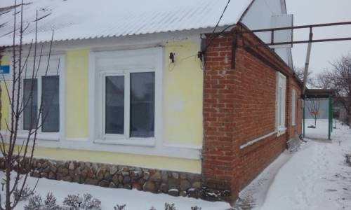 Срочная продажа!!! Продам часть дома, отдельный вход, въезд и двор на уч. 5 сот.