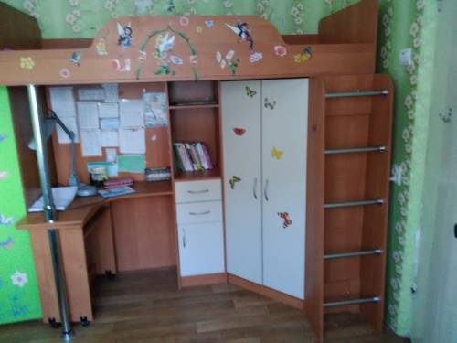 Продам стенку детскую