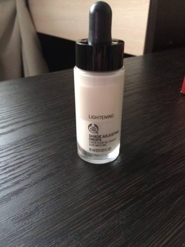 Новые! Осветляющие капли для тональной основы the body shop
