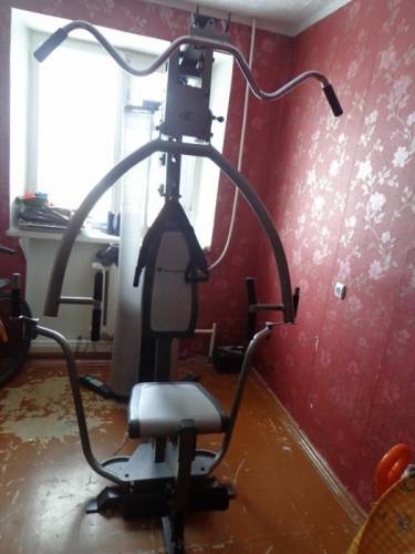 Продам многофункциональный силовой тренажёр. 