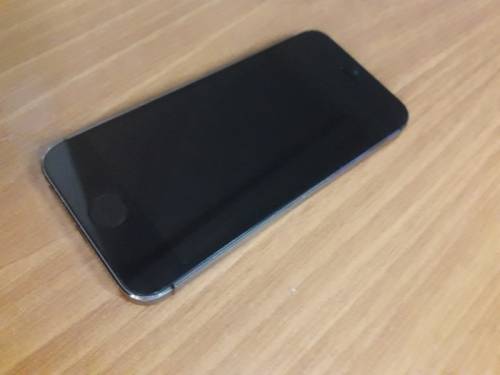 Продам айфон 5s