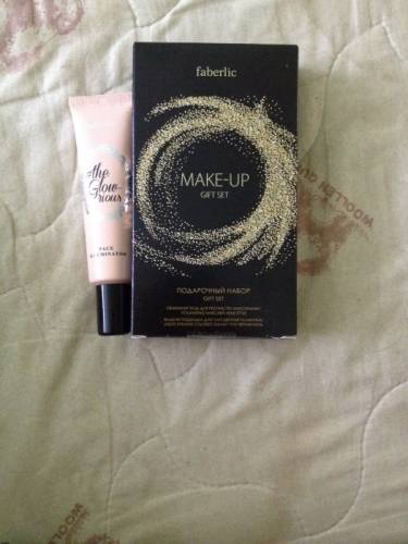 MAKE-UP.Подарочный набор и тональный иллюминайзер.