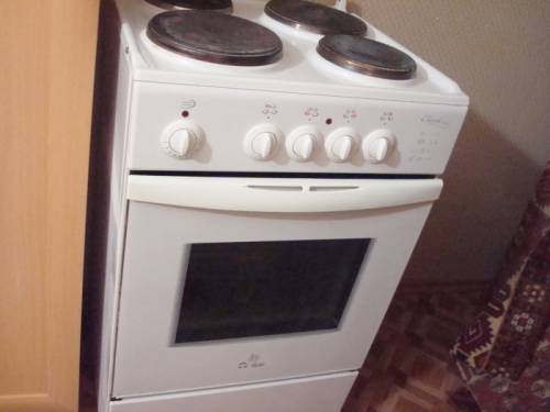 Продам электроплиту  De Lvxe  в отличном состоянии.