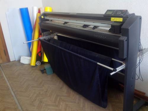 Режущий плоттер Graphtec FC8000-130