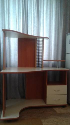 Продается стол в хорошем состоянии