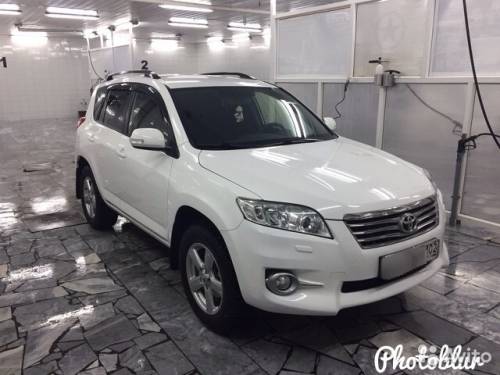  › Модель ­ Toyota RAV4