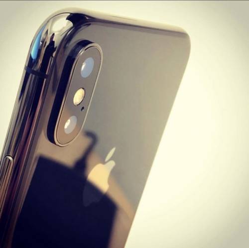 iPhone X Black
