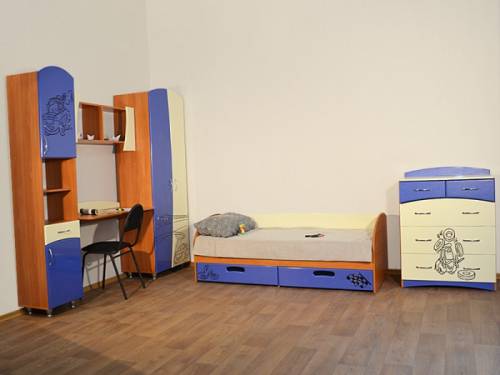 Продам Стенку “Макс 2“ Тачки. 