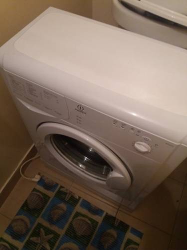 Стиральная машина indesit