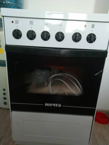 Продам электрическую печь Мечта модель 12-03
