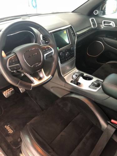  › Модель ­ Jeep Cherokee