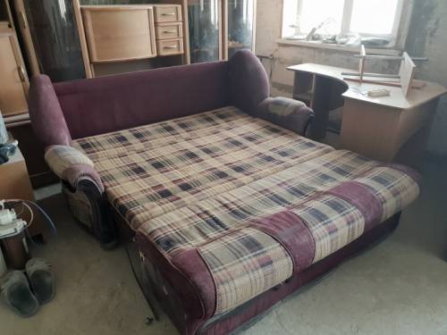 Продам диван-кровать красивый