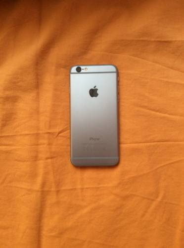 Продам недорого iPhone 6 на 16 gb 