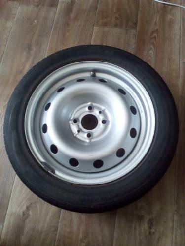 Продам   колеса  TOYO R15