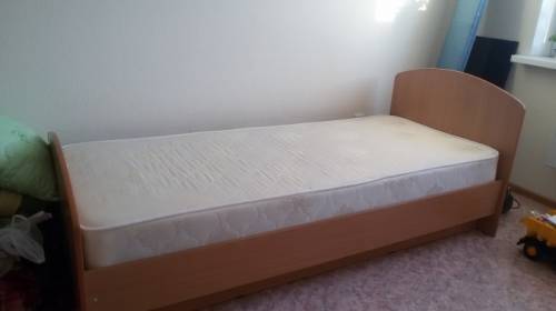 кровати