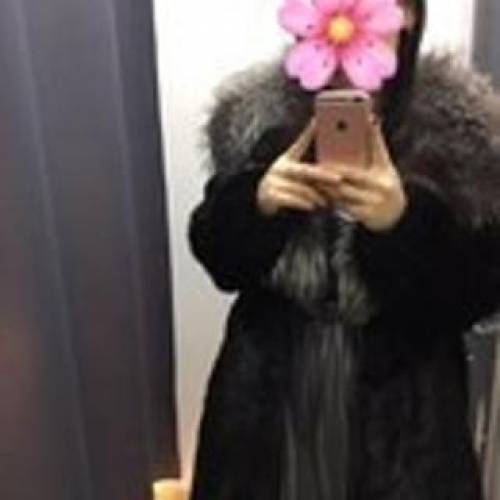 Продам норковую шубу с капишоном чернобурки