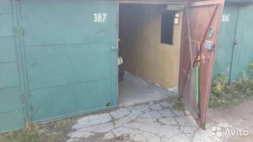Продам металлический гараж,18 кв.м на охраняемой территории