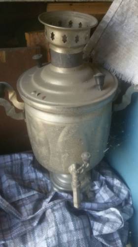Продам самовар на дровах.