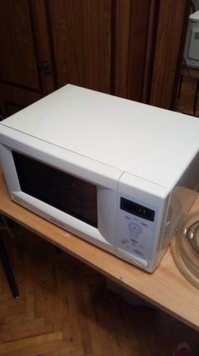Мироволновая печь Samsung-M1736NR 