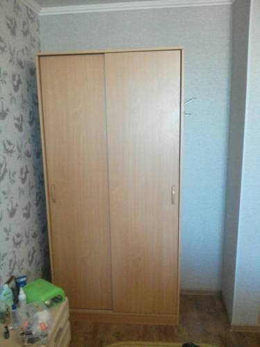 Продам недорого шкаф купе