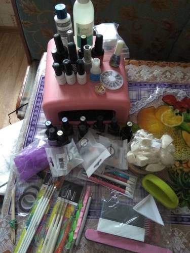  Продам б/у набор гель лаков и лампу