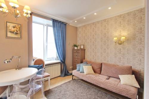 Продам 2-комнатную в центре Екатеринбурга