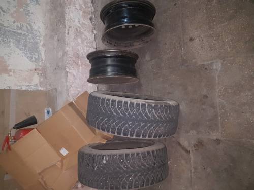 Диски R16  2 резины в догонку