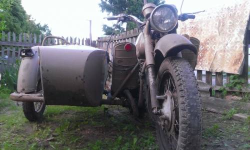Продам мотоцикл Днепр.