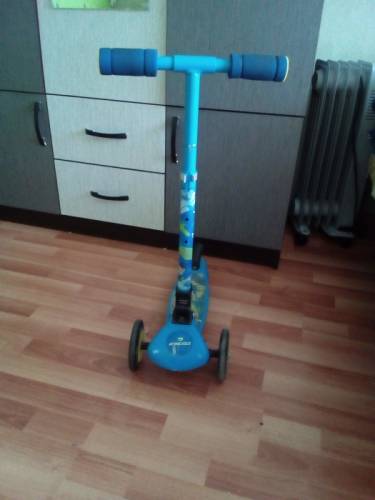 Продам самокат б/у