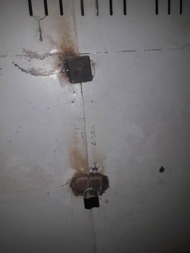 Продам бокс 18 кв.м с погребом 6 кв.м