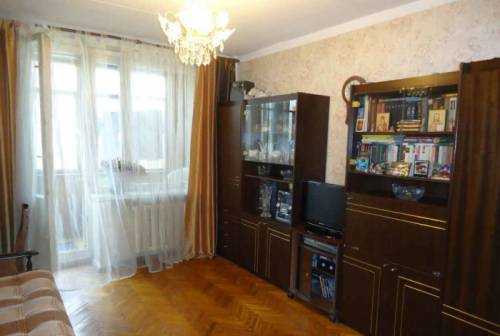 продам 3-х комнатную квартиру