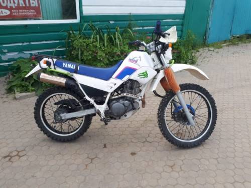 Продам мотоцикл  Yamaha serov 1992г