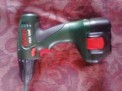 Продам шуруповерт BOSCH 