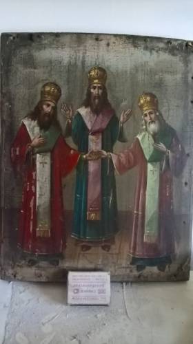 икона старая. похоже “Троица“...