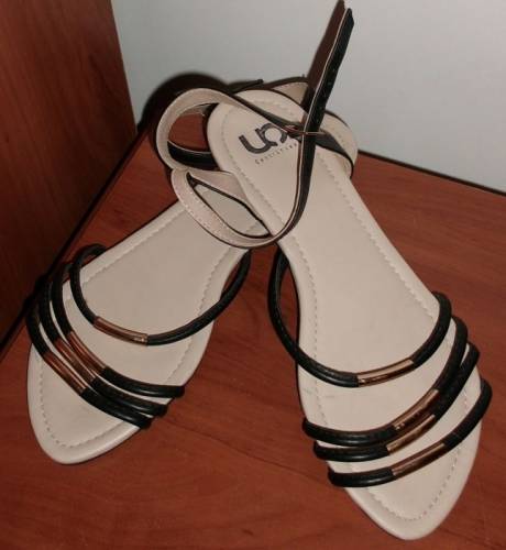 Босоножки кожзам CentrShoes - р.38 стелька 25 см