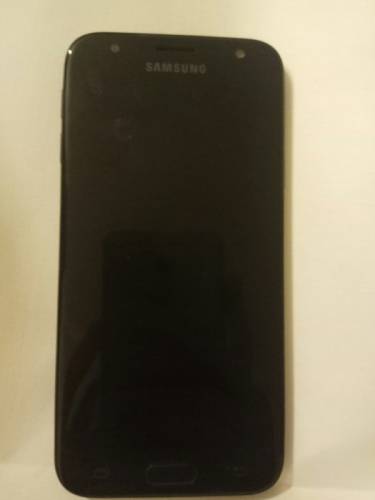 Продаю телефон Samsung Galaxy J3