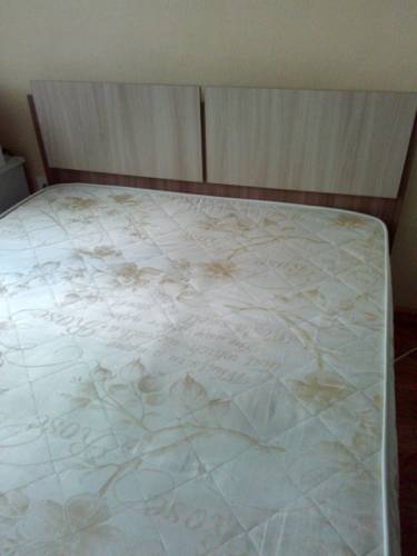 Продам 1, 5 спальную кровать 