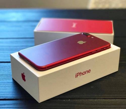Продаю iPhone 7red 