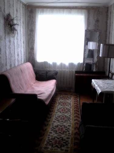 Сдам комнату в 5-ти комнатной квартире