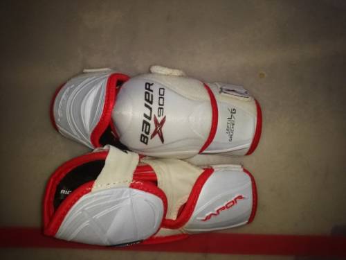 Налокотники хоккейные Bauer X900