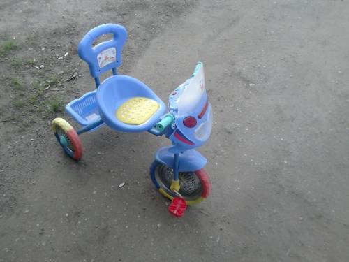 Продам детский трёх калёсный велосипед