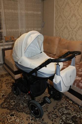 Продам коляску Adamex york 2 в 1