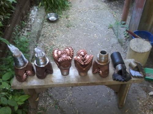 Продаю долото шарошечное