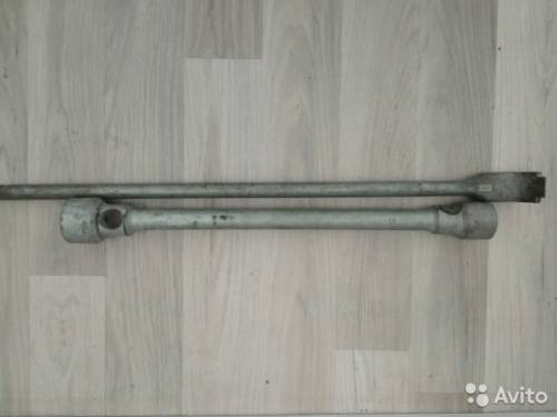 Ключ балонник 32х38и вороток