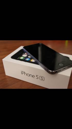 Продам айфон 5s.