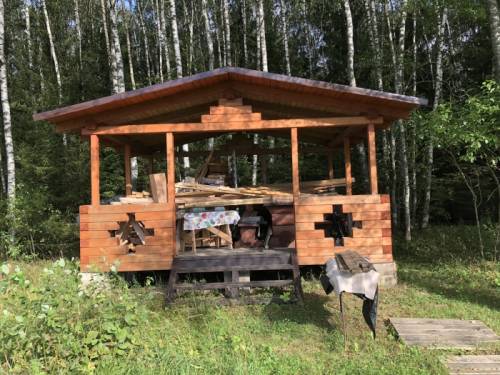 Продам беседку ,самовывоз 