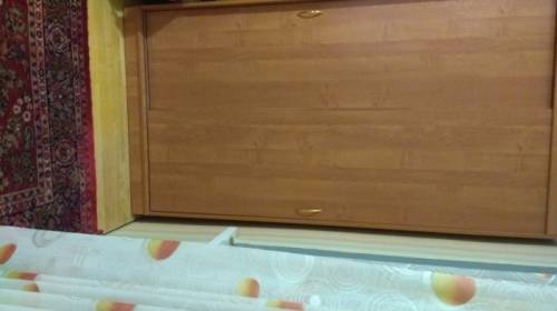 Продам 2-х створчатый шкаф купе