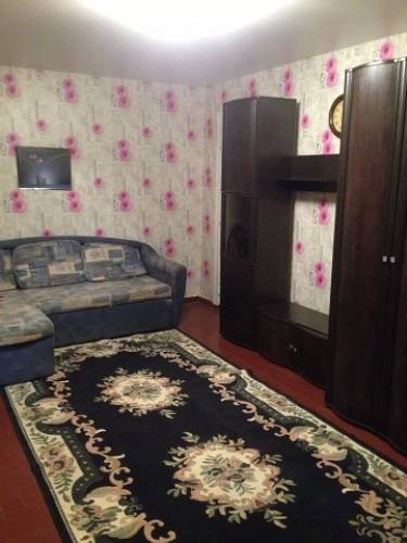 Сдам 2 комнатную квартиру